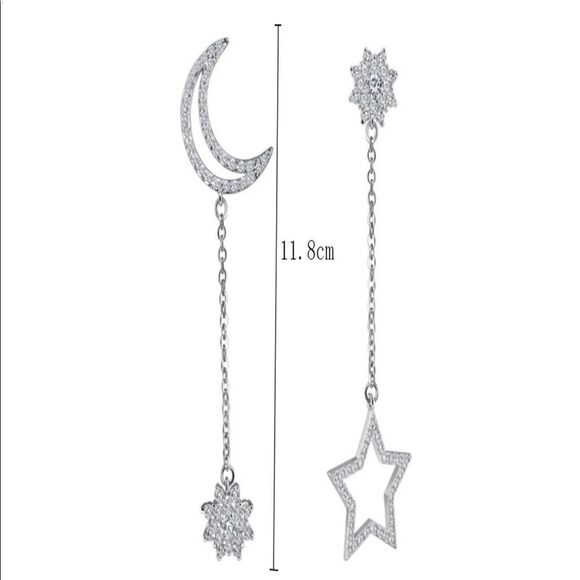 NWT Star and Moon Earrings - Picture 2 of 3